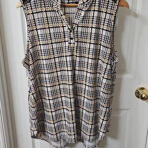 Cure. Women's 1XL Plaid Sleeveless Blouse Houndstooth Lace Inset Shoulder Top